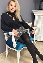Ukrainian mail order bride Tatyana from Lviv with blonde hair and green eye color - image 6