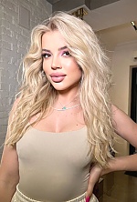 Ukrainian mail order bride Valentina from Kyiv with blonde hair and hazel eye color - image 7