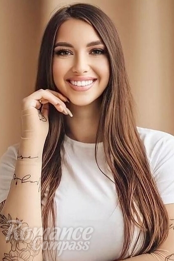 Ukrainian mail order bride Ekaterina from Kharkiv with brunette hair and grey eye color - image 1