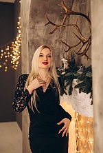 Ukrainian mail order bride Anna from Ternopil with blonde hair and green eye color - image 5