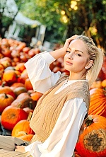 Ukrainian mail order bride Khrystyna from Dallas with blonde hair and green eye color - image 10
