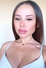 Ukrainian mail order bride Tatiana from Uzhgorod with light brown hair and green eye color - image 5