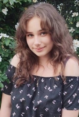 Olga, 19 y.o. from Ivano-Frankivsk, Ukraine