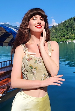 Kateryna, 28 y.o. from Kremenchug, Ukraine