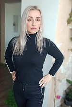Ukrainian mail order bride Irina from Volnyansk with blonde hair and brown eye color - image 2