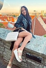 Ukrainian mail order bride Anna from Tallin with black hair and blue eye color - image 5
