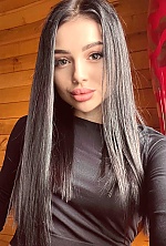 Ukrainian mail order bride Marina from Vinnitsa with black hair and green eye color - image 4