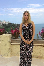 Ukrainian mail order bride Yuliia from Kharkiv with light brown hair and grey eye color - image 4