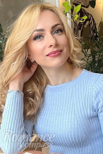 Ukrainian mail order bride Anna from Dnipro with blonde hair and grey eye color - image 1