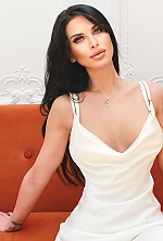 Ukrainian mail order bride Kristina from Ivano-Frankovsk with brunette hair and green eye color - image 5