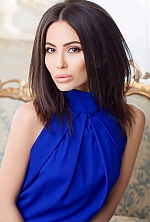 Ukrainian mail order bride Alena from Kyiv with black hair and brown eye color - image 5