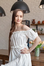 Ukrainian mail order bride Oleksandra from Cherkasy with light brown hair and brown eye color - image 2