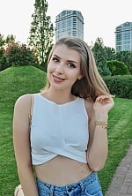 Ukrainian mail order bride Angelina from Kiev with light brown hair and green eye color - image 3