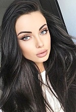 Ukrainian mail order bride Viktoriia from Zhovti Vody with brunette hair and blue eye color - image 2