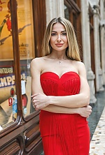 Ukrainian mail order bride Yuliana from Turin with blonde hair and hazel eye color - image 7