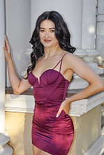 Ukrainian mail order bride Tatiana from Nikolaev with brunette hair and brown eye color - image 8