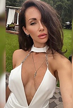 Ukrainian mail order bride Maria from Kyiv with brunette hair and green eye color - image 6