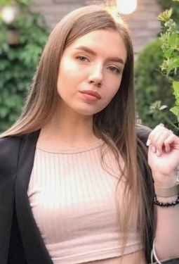 Yana, 22 y.o. from Kiev, Ukraine