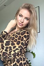Ukrainian mail order bride Svetlana from Berlin with blonde hair and blue eye color - image 5