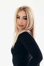 Ukrainian mail order bride Antonina from Odessa with blonde hair and green eye color - image 5