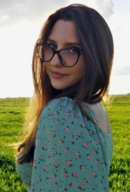 Anna, 21 y.o. from Rivne, Ukraine