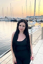 Ukrainian mail order bride Anna from Kyiv with black hair and brown eye color - image 4