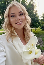 Ukrainian mail order bride Nadia from Kreuzlingen with blonde hair and grey eye color - image 2