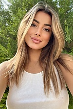 Ukrainian mail order bride Ilona from Kiev with light brown hair and brown eye color - image 10