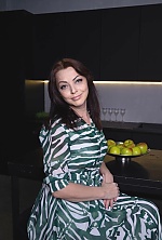 Ukrainian mail order bride Iryna from Kiev with brunette hair and green eye color - image 9