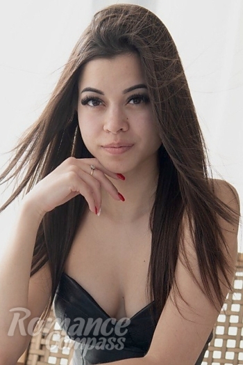 Ukrainian mail order bride Anastasia from Kiev with light brown hair and brown eye color - image 1