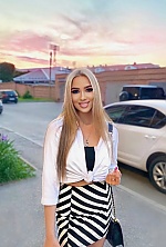 Ukrainian mail order bride Alyona from Poltava with blonde hair and green eye color - image 9