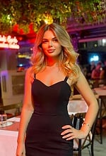 Ukrainian mail order bride Yana from Brussels with blonde hair and grey eye color - image 6