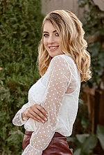 Ukrainian mail order bride Aleksandra from Kiev with blonde hair and brown eye color - image 5