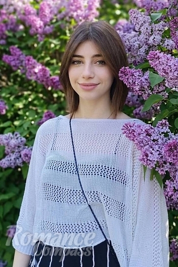 Ukrainian mail order bride Alina from Cherkasy with light brown hair and brown eye color - image 1