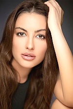 Ukrainian mail order bride Elizaveta from Los Angeles with light brown hair and brown eye color - image 2