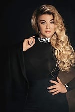 Ukrainian mail order bride Natalia from Poltava with blonde hair and green eye color - image 9