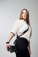 Ukrainian mail order bride Kateryna from Krivoy Rog with light brown hair and blue eye color - image 9