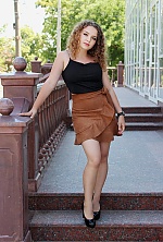 Ukrainian mail order bride Anastasia from Mykolaiv with light brown hair and brown eye color - image 4