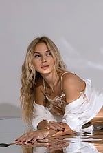 Ukrainian mail order bride Anastasiia from Miami with blonde hair and green eye color - image 4