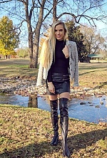 Ukrainian mail order bride Alena from Tennessee with blonde hair and green eye color - image 10