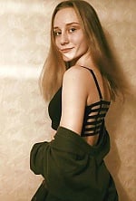 Ukrainian mail order bride Anna from Barcelona with blonde hair and blue eye color - image 6