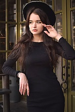Ukrainian mail order bride Darina from Warszawa with brunette hair and hazel eye color - image 2
