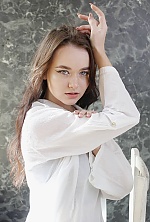 Ukrainian mail order bride Darina from Warszawa with brunette hair and hazel eye color - image 5