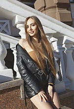 Ukrainian mail order bride Oksana from Kiev with brunette hair and green eye color - image 6