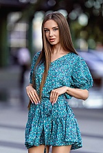 Ukrainian mail order bride Daria from Kyiv with light brown hair and green eye color - image 11