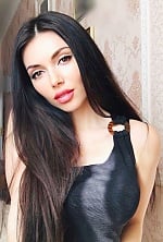 Ukrainian mail order bride Yulia from Los Angeles with brunette hair and brown eye color - image 12