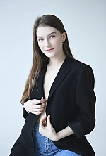 Ukrainian mail order bride Polina from New York with light brown hair and grey eye color - image 5