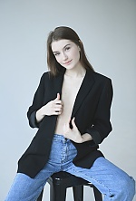 Ukrainian mail order bride Polina from New York with light brown hair and grey eye color - image 4