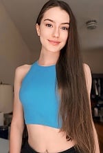 Ukrainian mail order bride Polina from New York with light brown hair and grey eye color - image 21