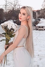 Ukrainian mail order bride Tanya from Minsk with blonde hair and green eye color - image 12